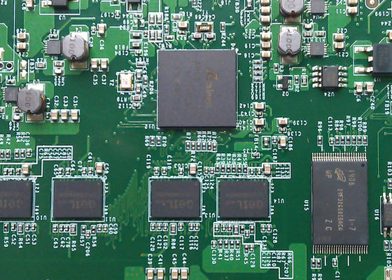 Top montage type pcb met minimale gatgrootte van 0,2 mm bij concurrerende